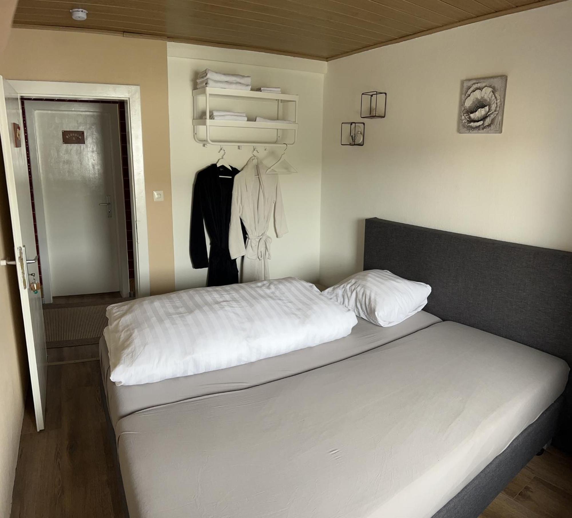 Pension Burgklause Schönecken Esterno foto
